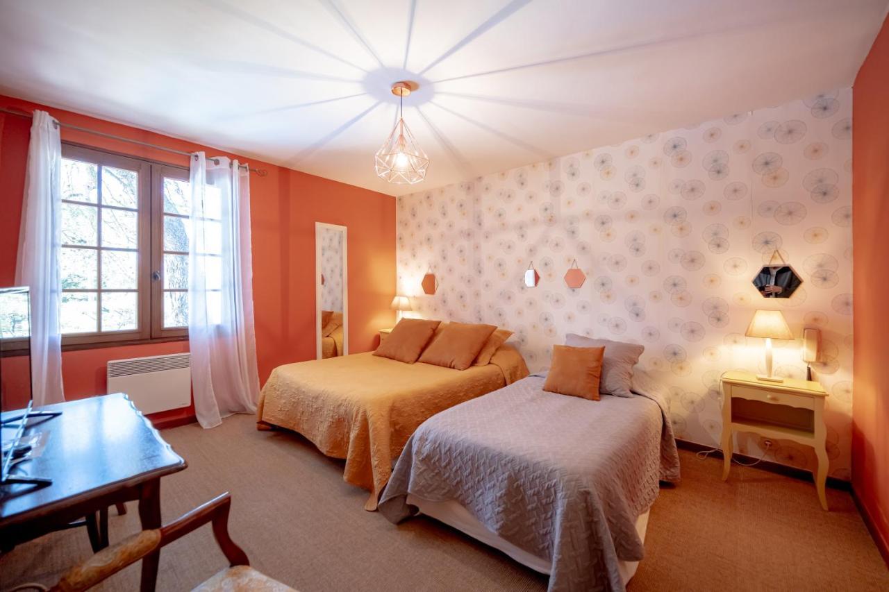 La Maison Du Rouge Gorge - Charmante Maison Climatisee Avec Piscine Ponteves Bagian luar foto